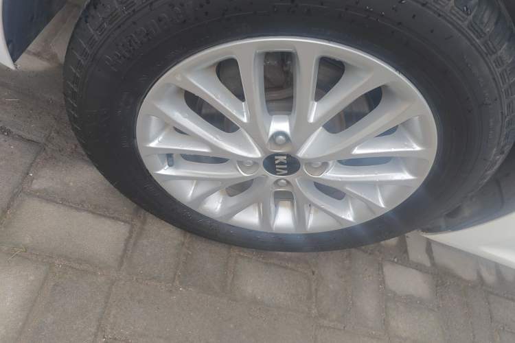 Used Kia K2 2017 Sedan 1.4L Automatic Transmission 15th Anniversary Special Edition GLS