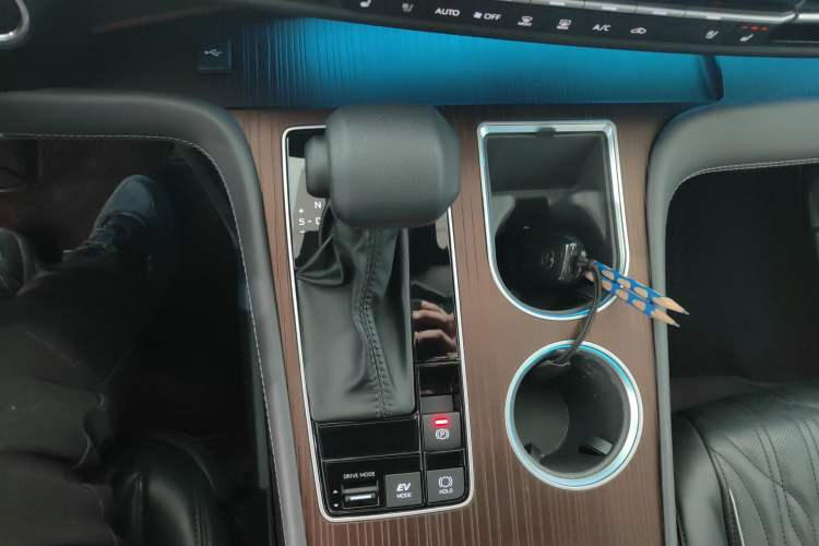 Used Toyota Sienna 2024 2.5L Hybrid Comfort Edition