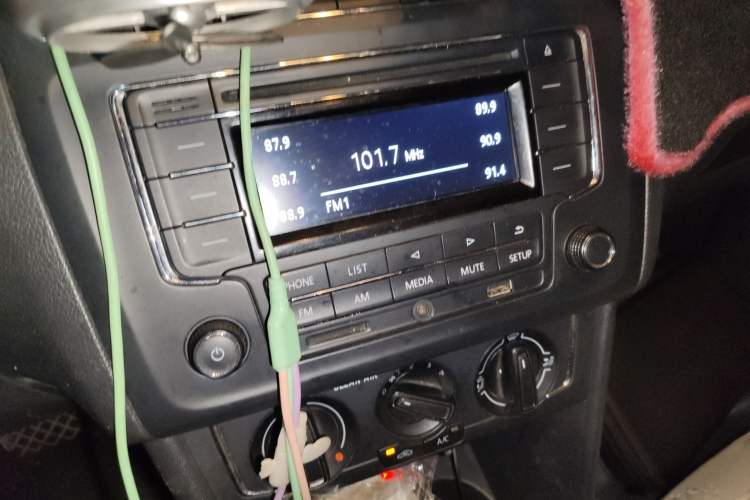 Used Volkswagen Polo 2016 1.6L Automatic Comfort Model