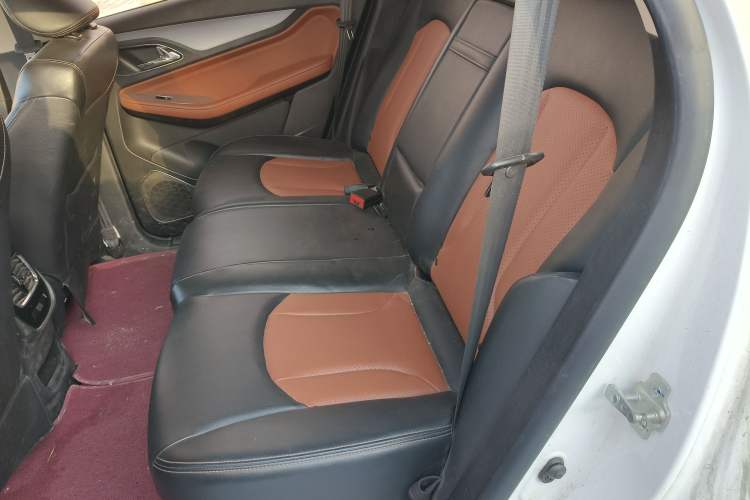 Used Baojun 560 2016 1.8L Manual Elite Version
