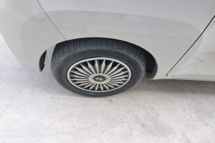 Used Wuling Hongguang MINIEV 2021 Macaron Premium Model – Lithium Iron Phosphate
