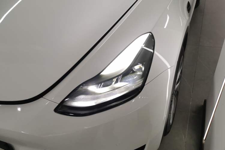 Used Tesla Model Y 2022 Rear-Wheel-Drive Version
