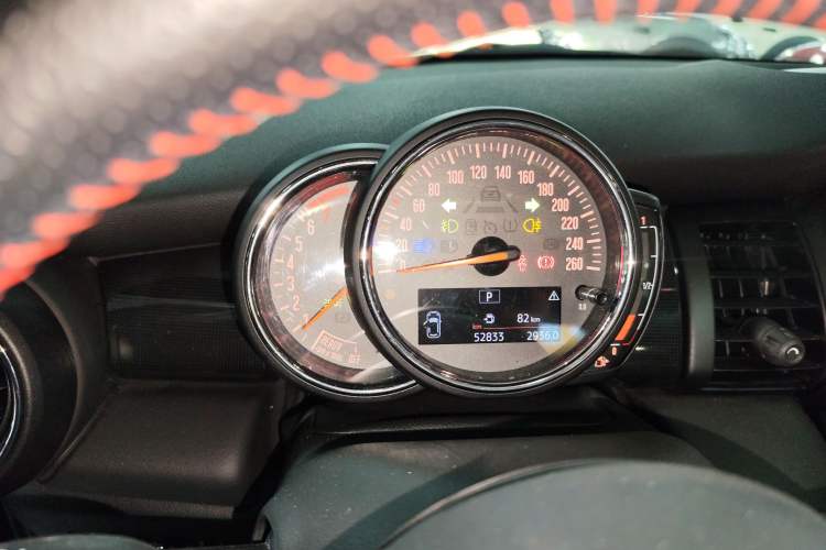 Used  MINI 2018 1.5T COOPER Racing Edition Five-Door Version
