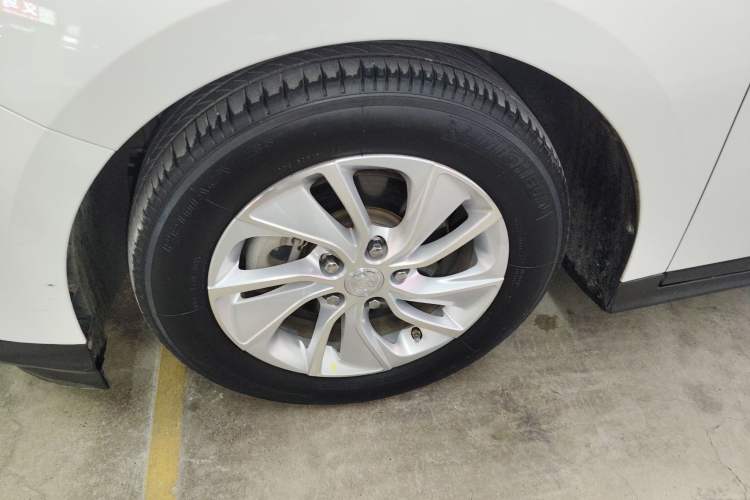 Used Buick Velite 6 2022 Plug-in Hybrid Connected Fashion Model
