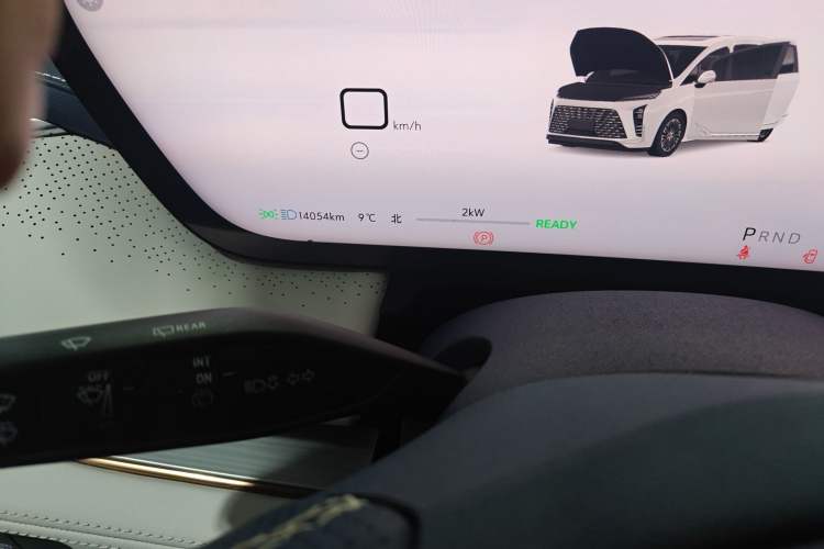 Used Buick GL8 New Energy 2024 Lu Zun Luxury Edition 7-Seater
