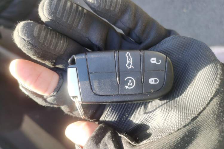 Used Chrysler 300C 2016 3.0L Supreme Edition
