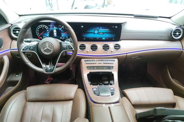 Used Mercedes-Benz E-Class 2023 Facelift E 260 L