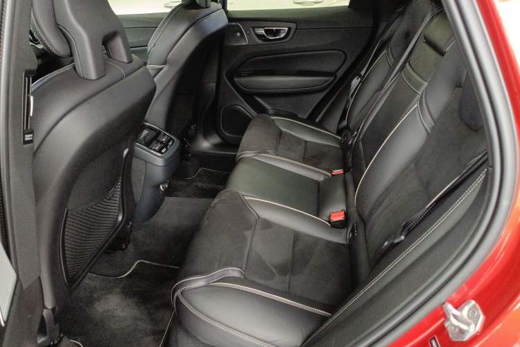 Used Volvo XC60 2018 T5 4x4 Zhiya Sport Edition
