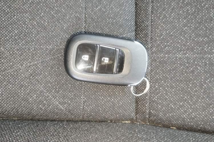 Used Honda Vezel 2023 1.5L CVT Elite Edition
