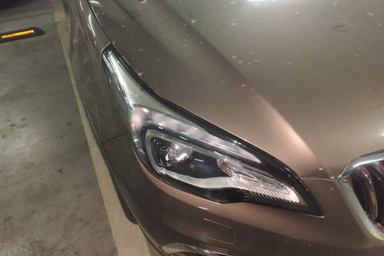 Used Buick Envision 2014 28T Four-Wheel Drive Luxury Model
