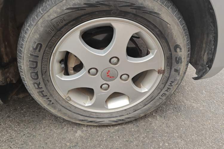 Used Wuling Hongguang 2013 1.5L Comfort Model
