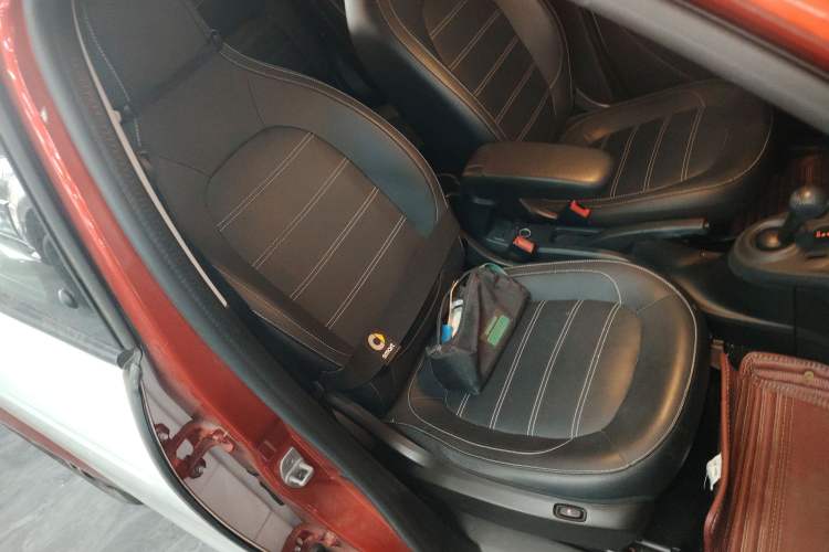 Used  forfour 2018 0.9T 66 kW Pioneer Edition
