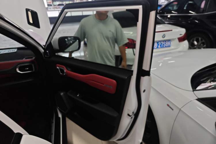 Used Geely Auto icon 2020 1.5TD i9
