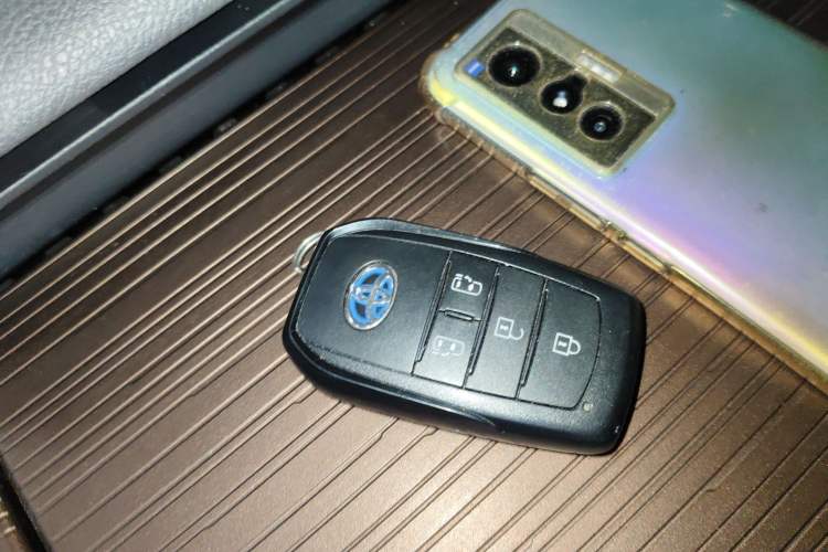 Used Toyota Sienna 2021 2.5L Hybrid Comfort Edition