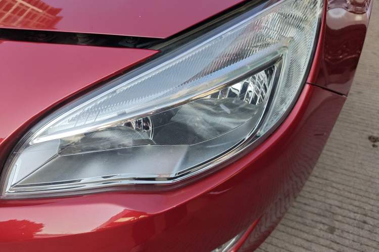 Used Buick GT 2014 XT 1.6L Automatic Fashion Edition
