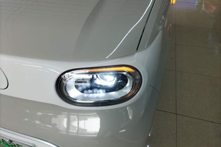 Used Wuling Hongguang MINIEV 2024 3rd Generation 215km Youth Edition
