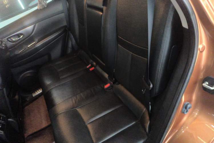 Used Nissan X-Trail 2014 2.0L CVT Smart Edition 2WD
