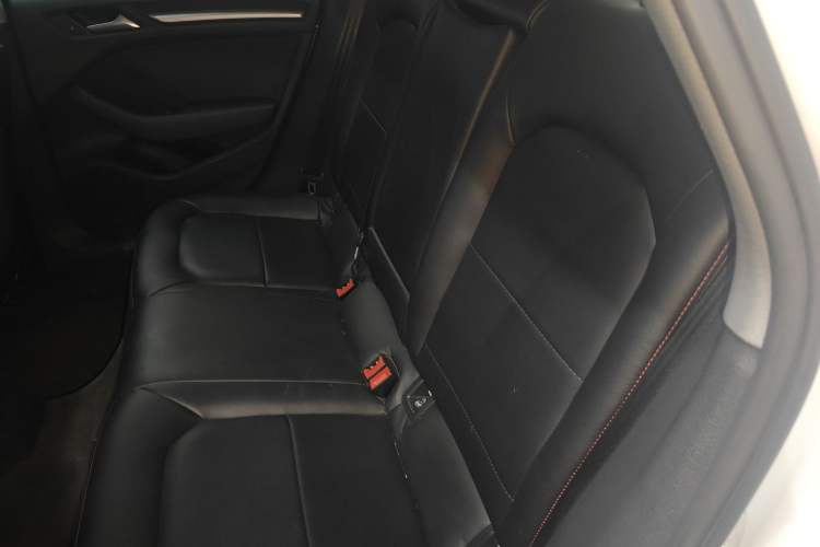 Used Audi A3 2020 Restyled Limousine 35 TFSI Ambition Version China VI
