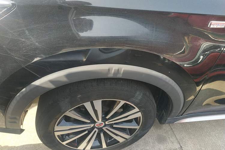 Used Roewe RX5 2019 20T Two-Wheel Drive Automatic Ali Smart Connectivity Platinum Edition
