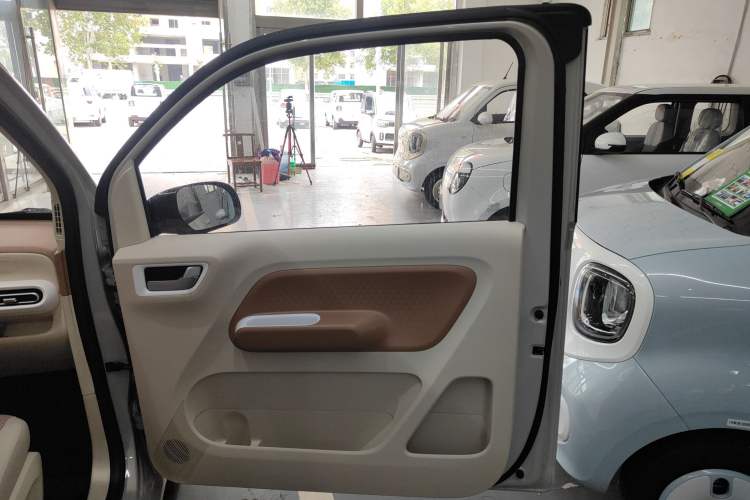 Used Wuling Hongguang MINIEV 2024 3rd Generation 215km Youth Edition
