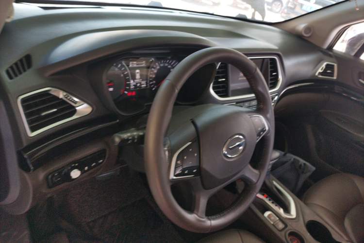 Used GAC Trumpchi GS4 2017 235T Automatic Two-Wheel Drive Luxury Smart Connectivity Version
