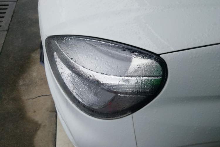 Used Roewe Clever 2021 302 km New Four-Seater Super-Efficient Version
