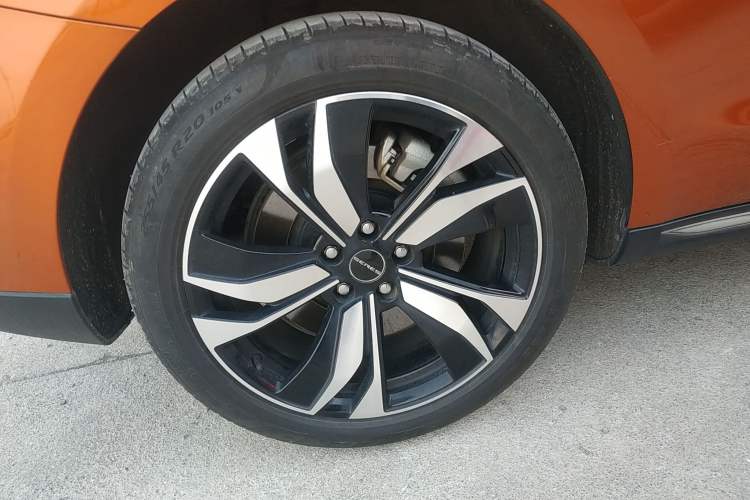 Used  SF5 2020 Two-Wheel Drive High-Performance Sports Edition
