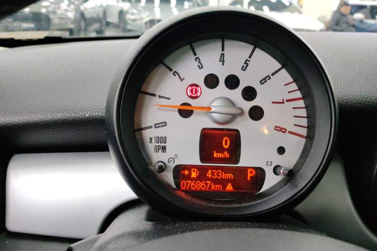 Used  MINI 2011 1.6L ONE
