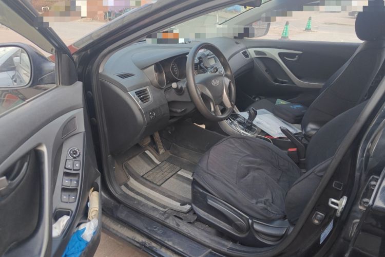 Used Hyundai Elantra (5th Generation / Langdong) 2012 1.6L Automatic Fashion Edition
