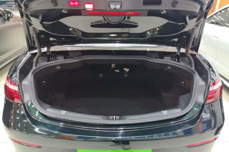 Used Mercedes-Benz E-Class (Import) 2023 E 260 Convertible Coupe
