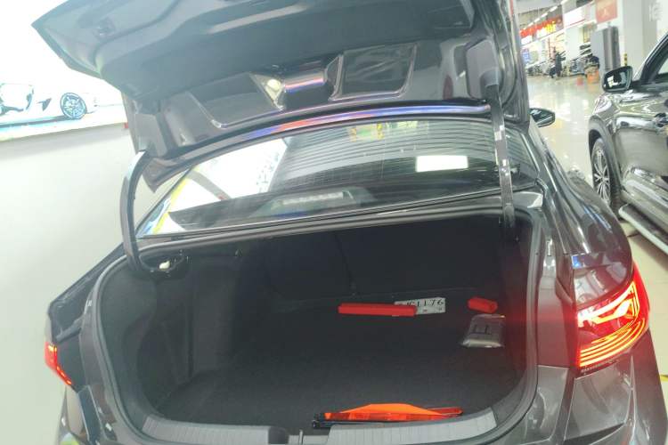 Used Volkswagen Sagitar 2025 300TSI DSG Excellence Edition
