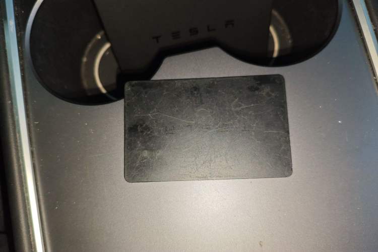 Used Tesla Model Y 2023 Long-Range All-Wheel-Drive Version