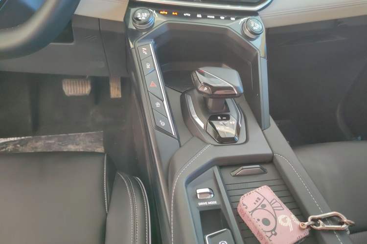 Used Lynk & Co 06 2023 Remix 1.5T Shero
