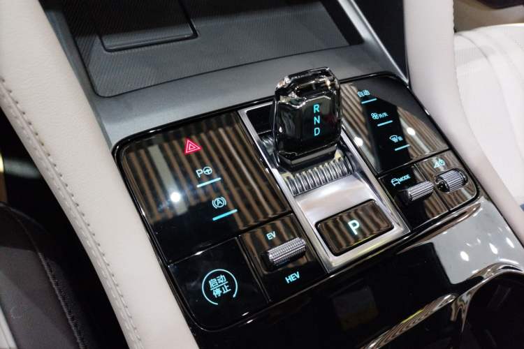 Used BYD Song PLUS New Energy 2025 DM-i Smart Drive 112KM Prestige Model