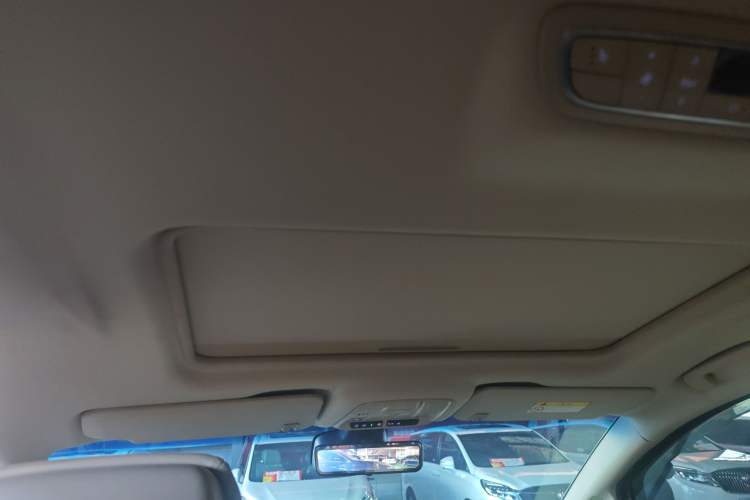 Used Buick GL8 2023 ES Lu Zun Deluxe Model