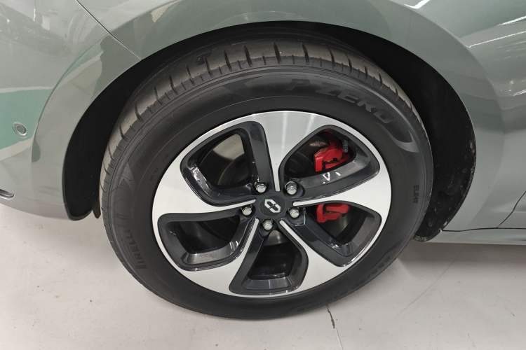 Used Hima AITO M5 2022 Range-Extended Rear-Drive Standard Version
