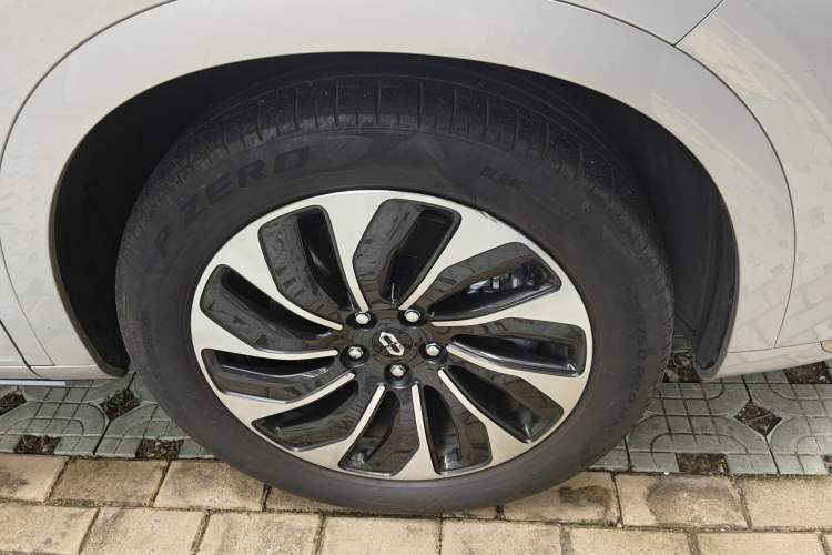 Used Hima AITO M7 2024 1.5T Intelligent Driving Rear-Drive Max Edition 5 Seats
