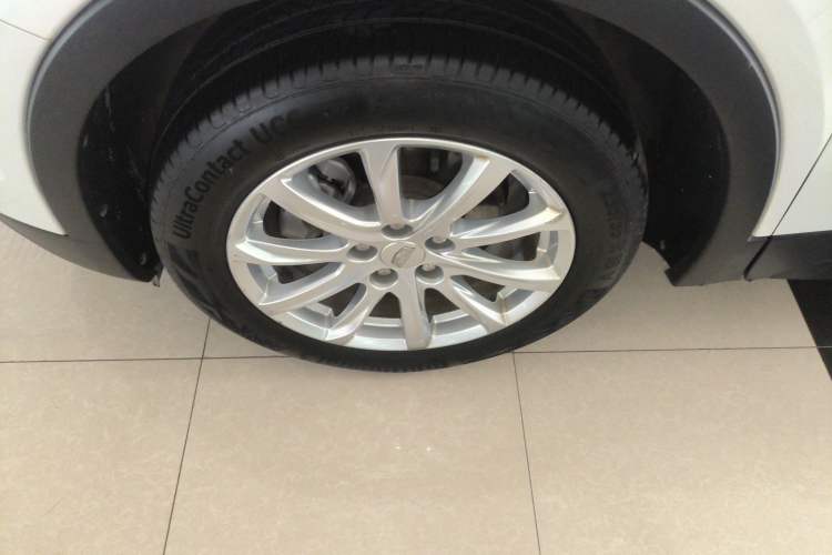 Used Cadillac XT4 2018 28T Two-Wheel Drive Tech Version