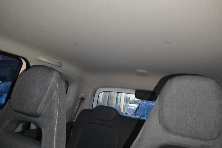 Used Wuling Hongguang MINIEV 2022 Macaron Fashion Model Lithium Iron Phosphate
