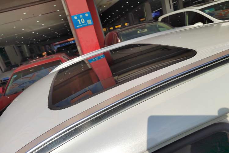 Used Toyota IZOA 2022 2.0L Yixing Version
