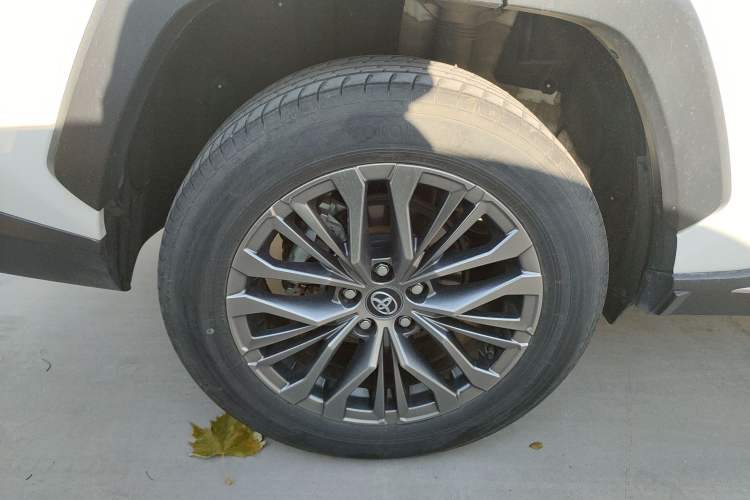 Used Toyota Wildlander 2023 Dual-Motor 2.5L E-CVT Four-Wheel Drive Prestige Edition
