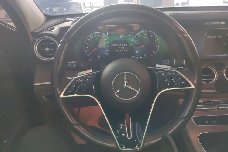 Used Mercedes-Benz E-Class 2022 Revised Version E 300 L Fashion Edition
