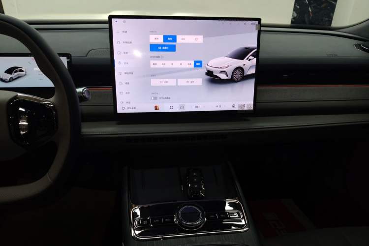 Used  Galaxy 8 2025 130km EM-P Exploration Edition