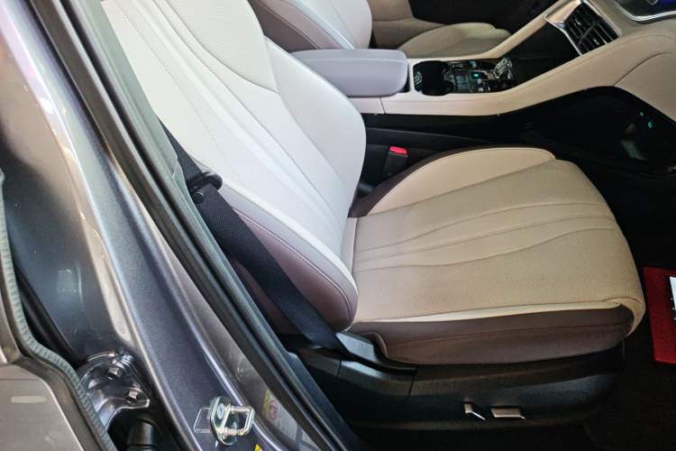 Used BYD Song PLUS New Energy 2025 DM-i 112KM Prestige Model
