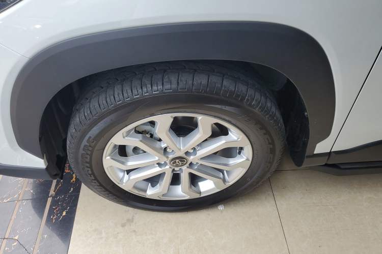 Used Toyota FRONTLANDER 2024 2.0L CVT Leading Edition