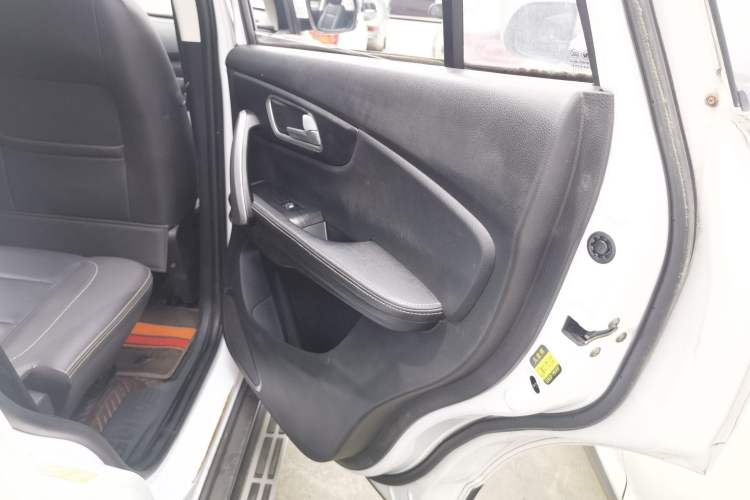 Used SWM X7 2016 1.5T Manual Luxury Edition 7 Seats
