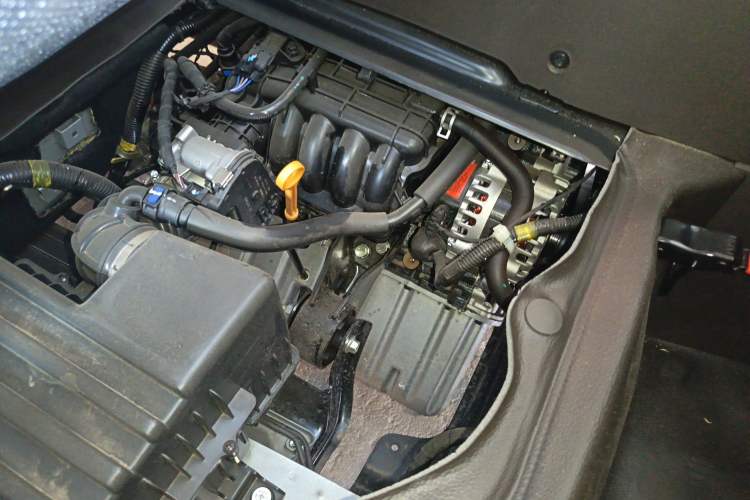 Used Wuling Rongguang S 2023 1.5L Basic Enclosed-Window Vehicle 2 Seats
