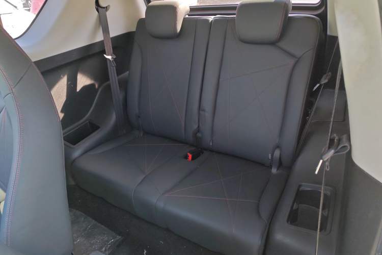 Used Chery Little Ant 2022 Sweet Pink Edition Low-Sugar Version 30kW 301km Range
