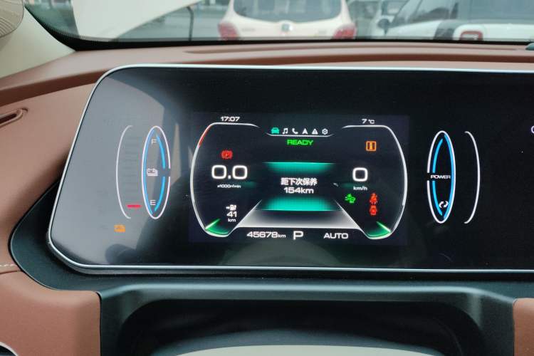 Used ORA Good Cat 2023 401 km Standard Range Prestige Version Lithium Iron Phosphate