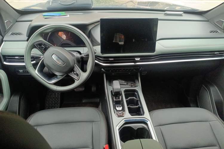 Used Geely Auto Haoyue L 2024 2.0T DCT Prestige Version